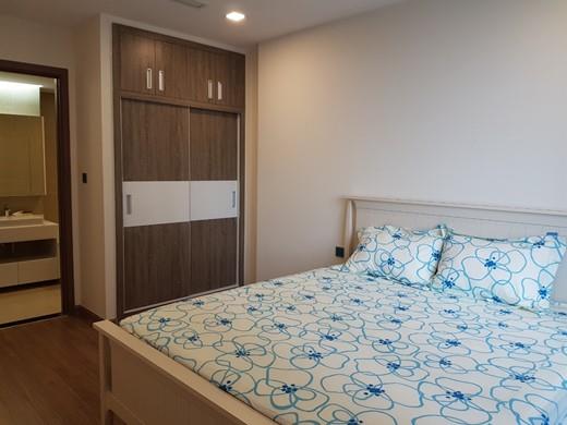 vinhomes central park apartment for rent in binh thanh district hcmc BT105P2678 (2)